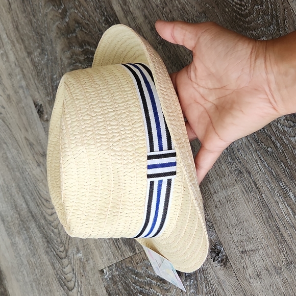 NWT Kids straw hat - Picture 2 of 5
